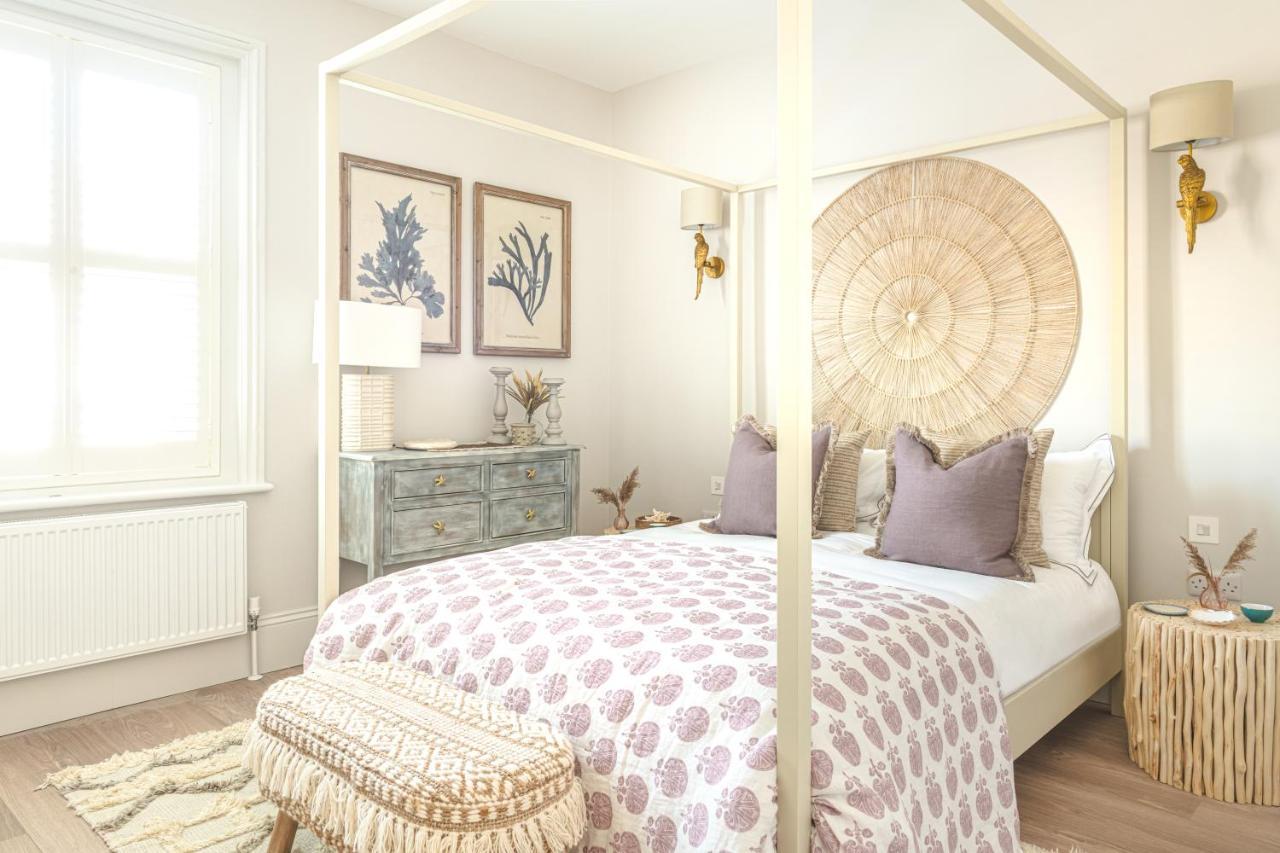 The Shell House Villa บอร์นมัธ ภายนอก รูปภาพ