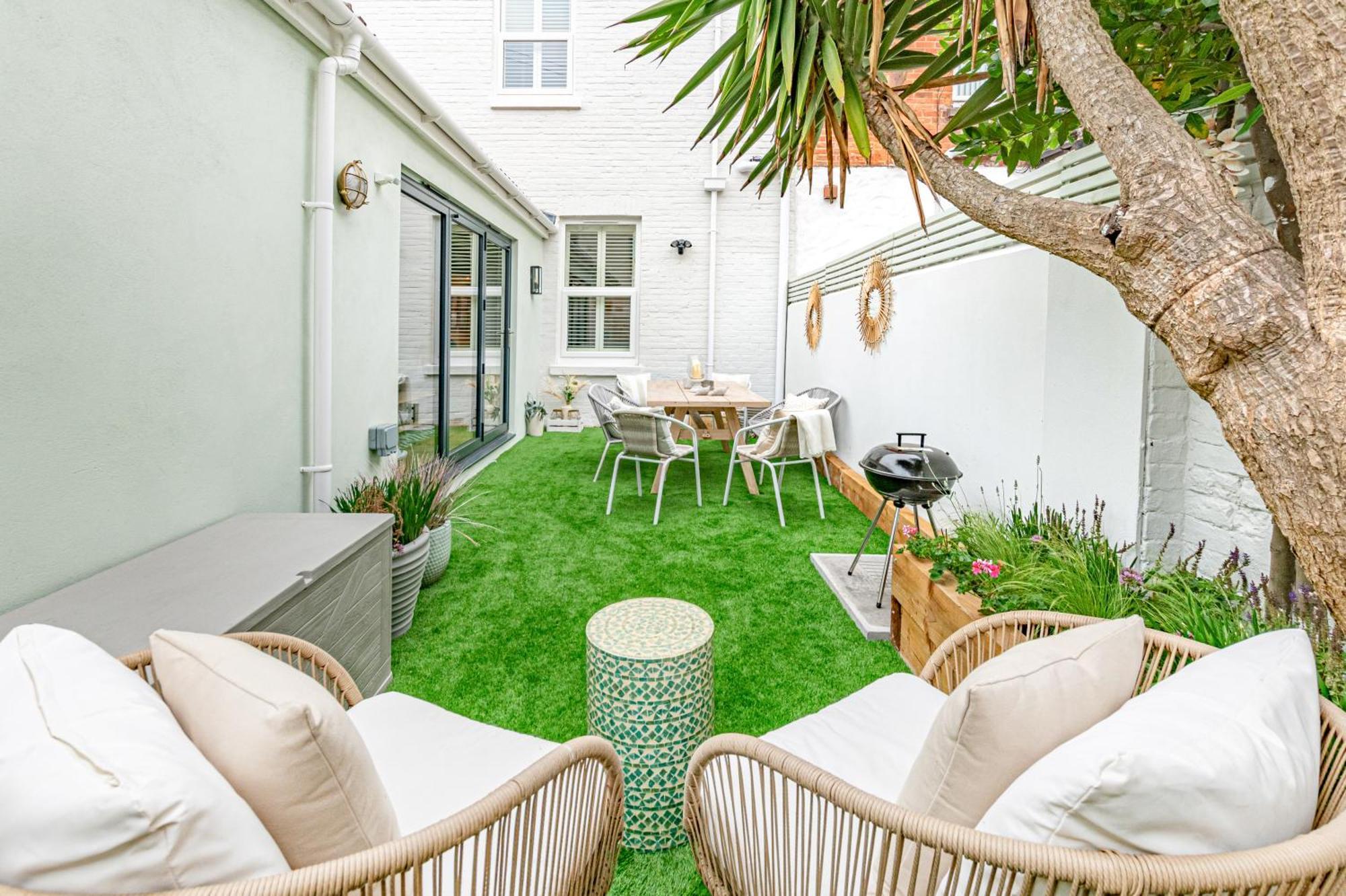 The Shell House Villa บอร์นมัธ ภายนอก รูปภาพ